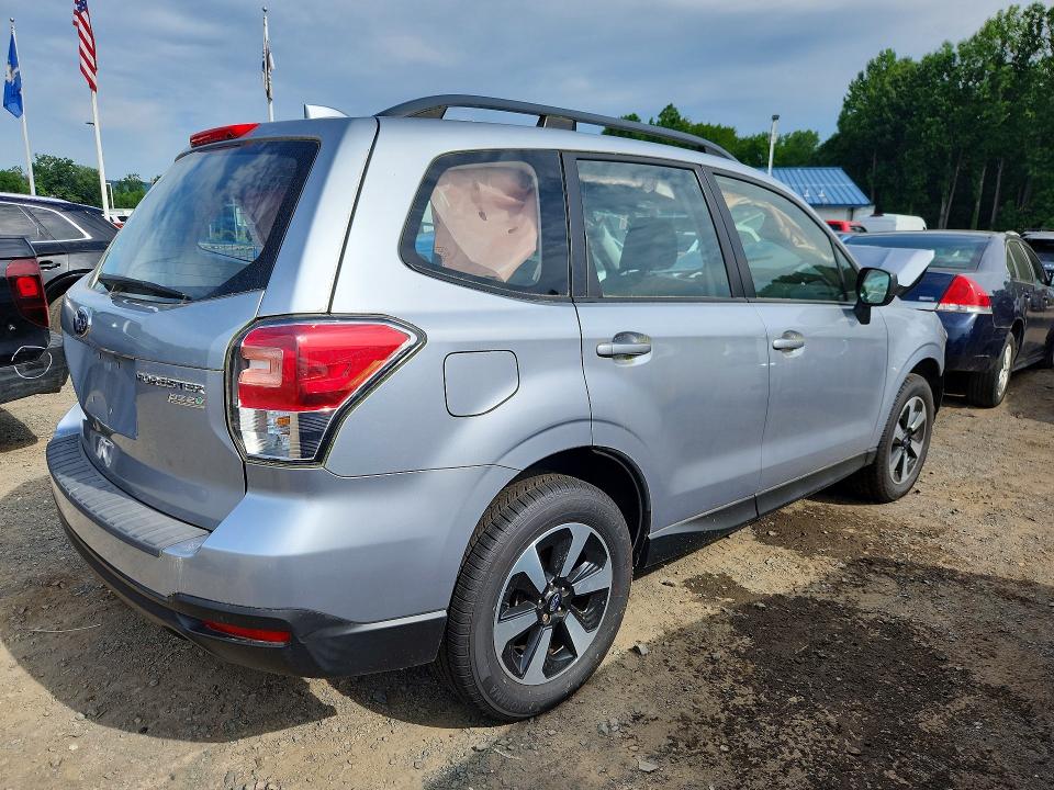 Продажа на аукционе авто 2017 Subaru Forester, vin: JF2SJABC8HH507729, номер лота: 61378156