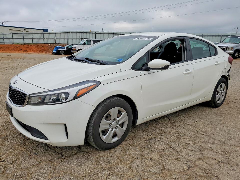 59905076 :رقم المزاد ، 3KPFK4A74JE270851 vin ، 2018 Kia Forte مزاد بيع