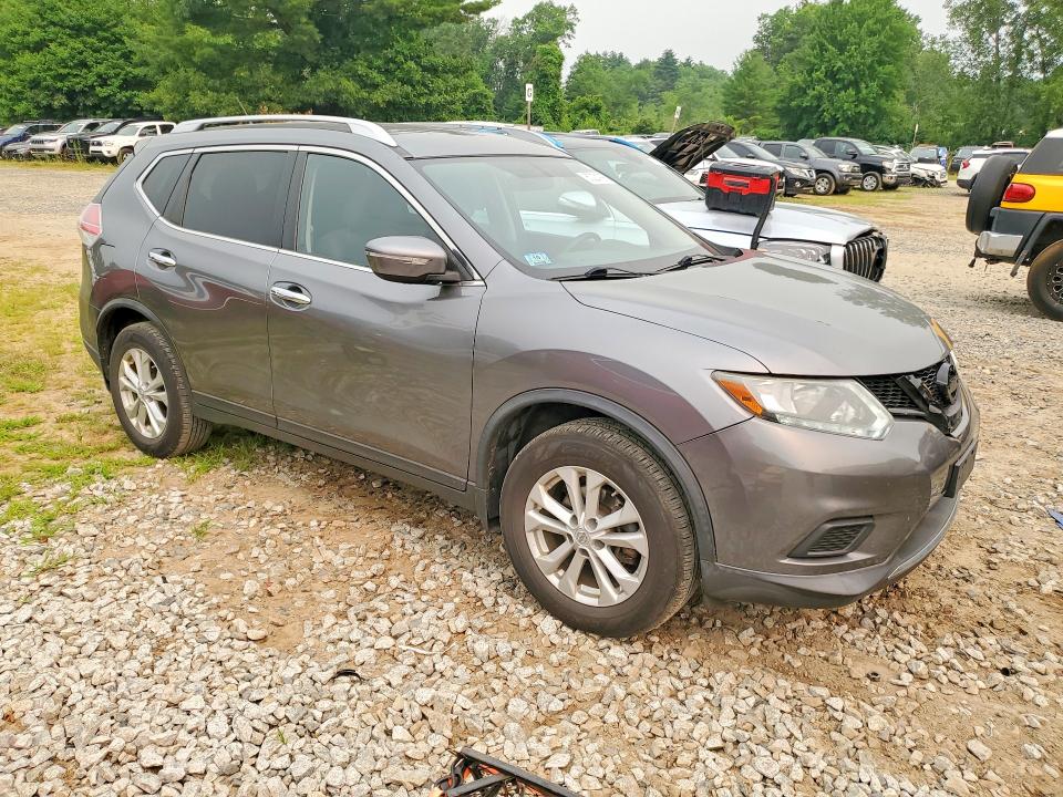60221996 :رقم المزاد ، KNMAT2MV4FP542246 vin ، 2015 Nissan Rogue مزاد بيع