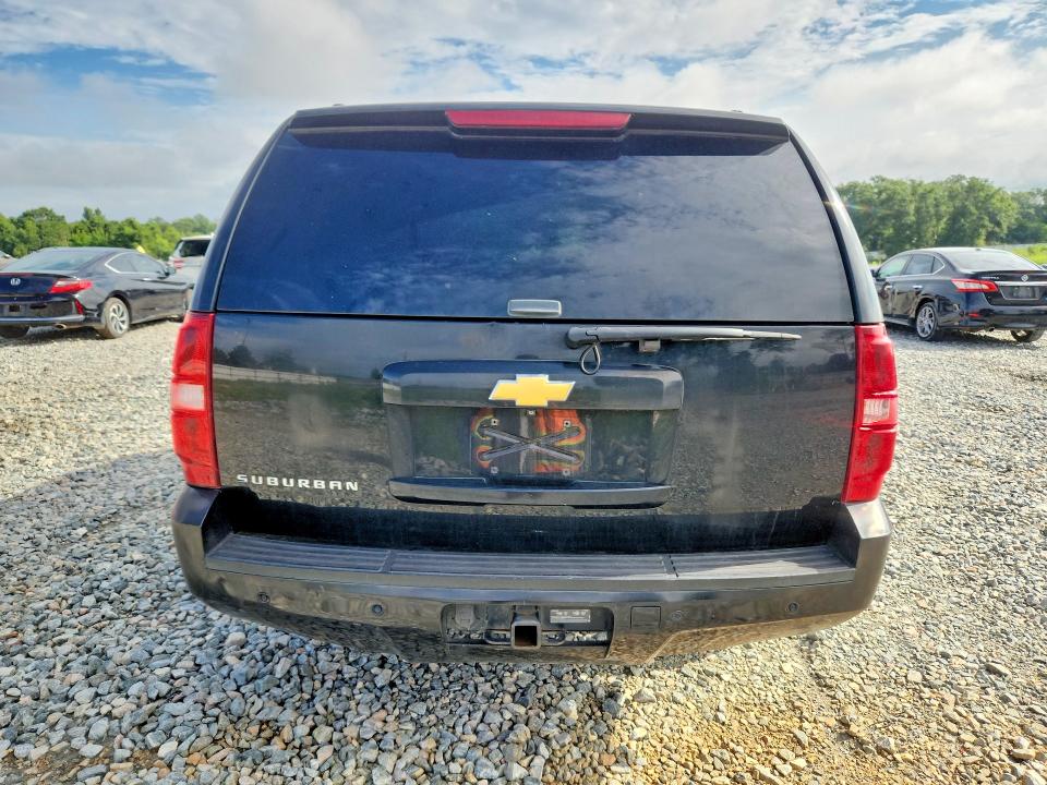 61031926 :رقم المزاد ، 1GNSCHE05ER155998 vin ، 2014 Chevrolet Suburban مزاد بيع