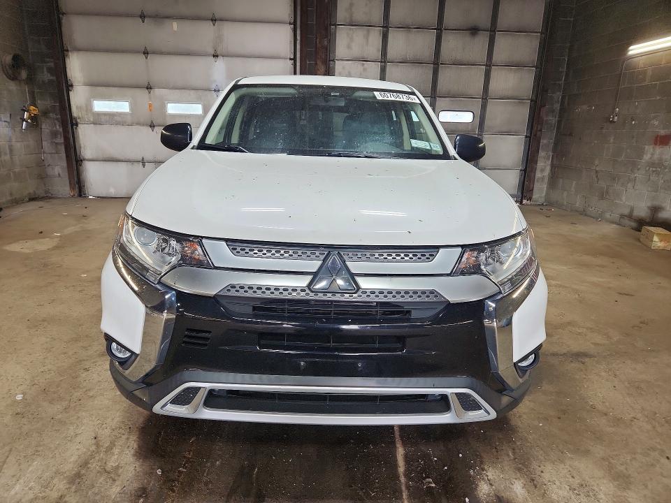 2019 Mitsubishi Outlander მანქანა იყიდება აუქციონზე, vin: JA4AZ3A32KZ003673, აუქციონის ნომერი: 60768736