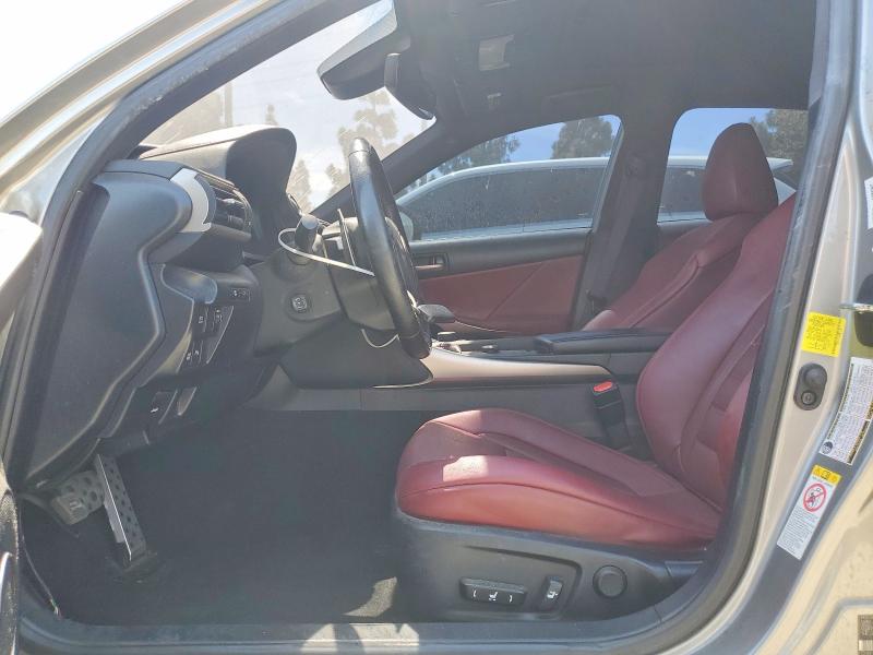 61934326 :رقم المزاد ، JTHBA1D24J5073270 vin ، 2018 Lexus Is مزاد بيع