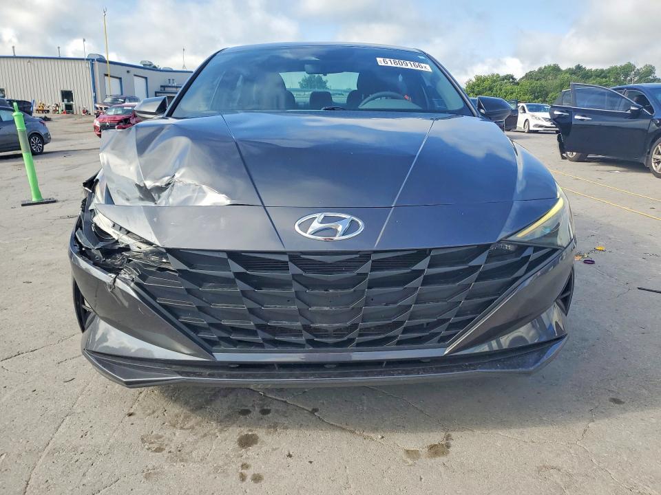 Продажа на аукционе авто 2022 Hyundai Elantra, vin: 5NPLM4AG1NH071013, номер лота: 61809166