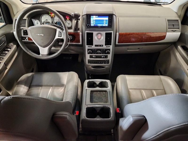 62993646 :رقم المزاد ، 2A8HR54189R528499 vin ، 2009 Chrysler Town & Country مزاد بيع