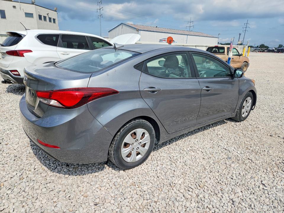 60137166 :رقم المزاد ، KMHDH4AE1GU624738 vin ، 2016 Hyundai Elantra مزاد بيع