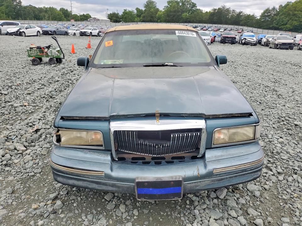 60843016 :رقم المزاد ، 1LNLM81WXTY618690 vin ، 1996 Lincoln Town Car مزاد بيع