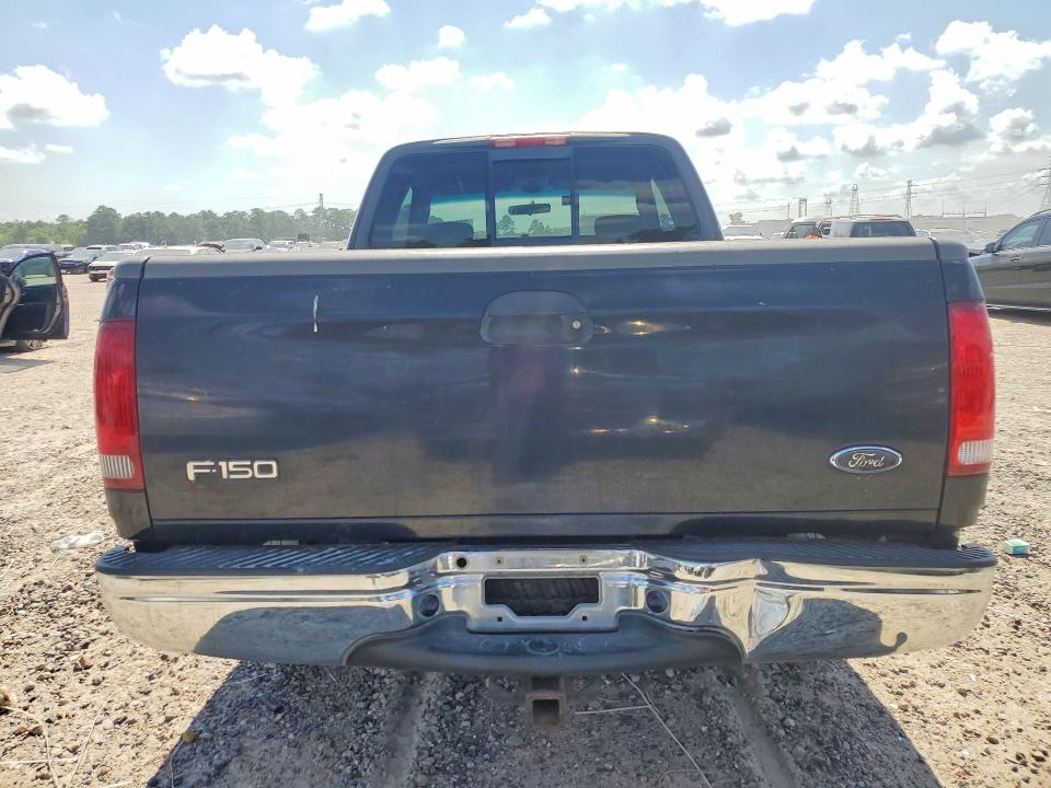 59852196 :رقم المزاد ، 1FTRX17L11NA81538 vin ، 2001 Ford F150 مزاد بيع