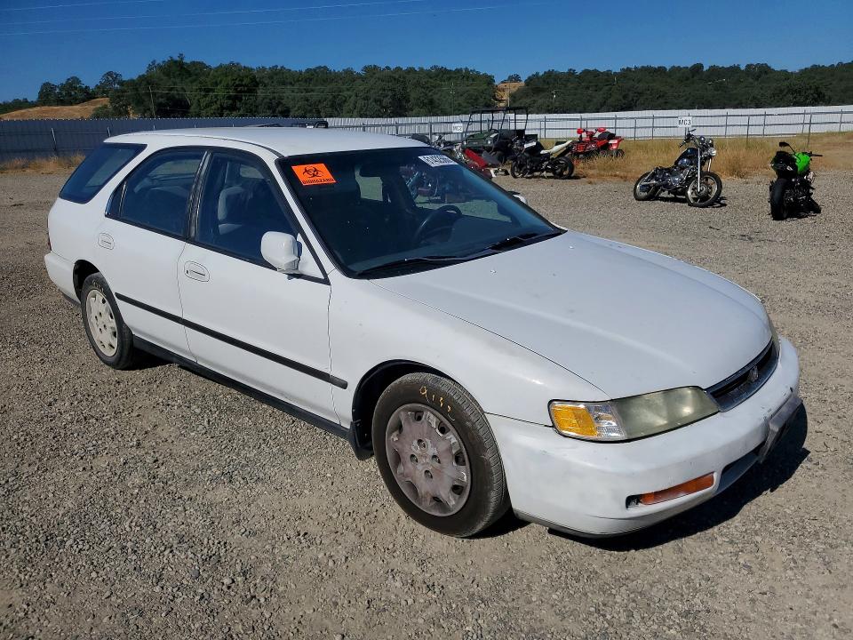 Продажа на аукционе авто 1997 Honda Accord, vin: 1HGCE1826VA006950, номер лота: 61432566