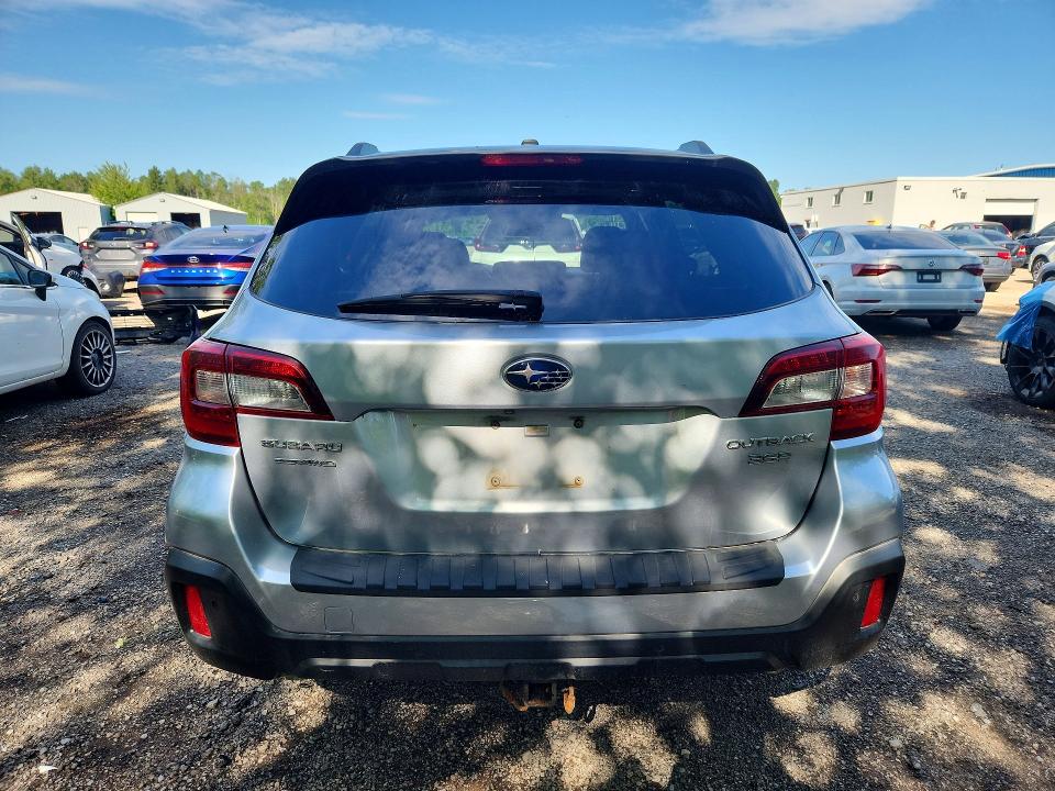 Продаж на аукціоні авто 2018 Subaru Outback, vin: 4S4BSFTC2J3237614, номер лоту: 62598516