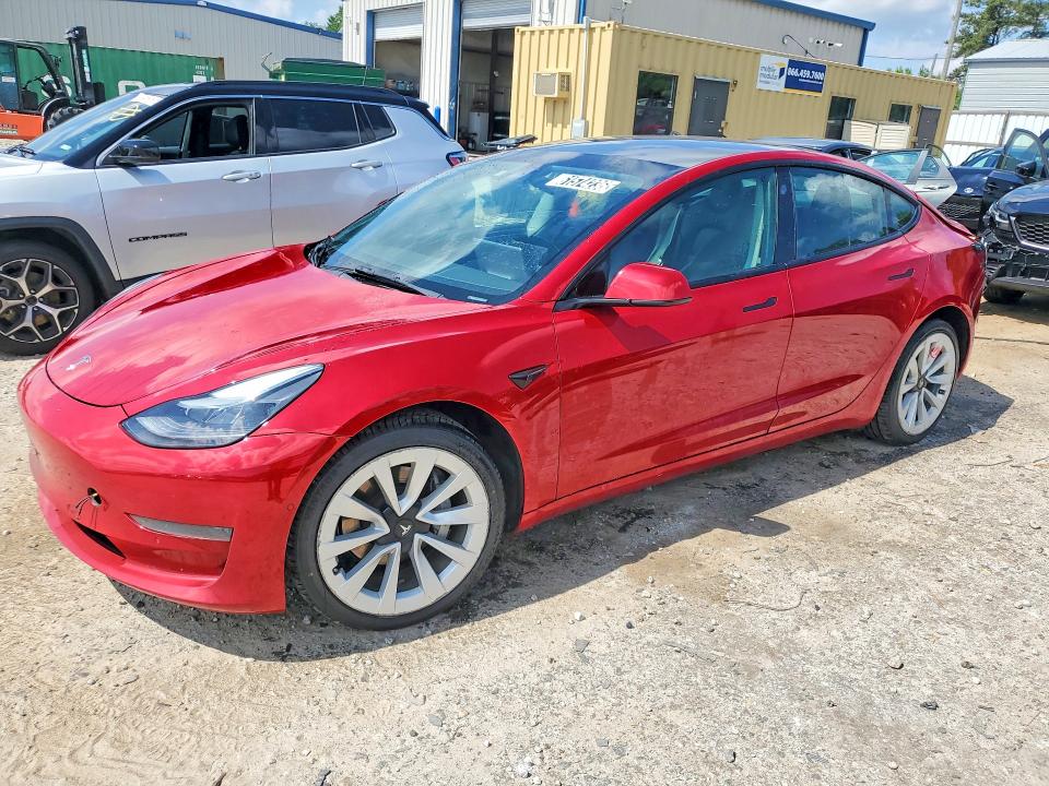 61574236 :رقم المزاد ، 5YJ3E1EA1NF187747 vin ، 2022 Tesla Model 3 مزاد بيع