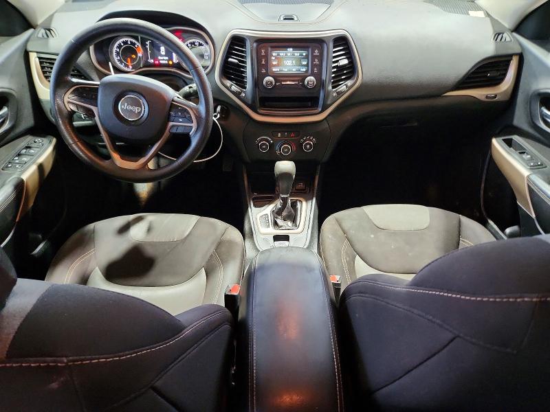 59324236 :رقم المزاد ، 1C4PJLCB3JD611421 vin ، 2018 Jeep Cherokee مزاد بيع