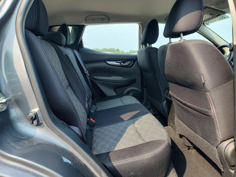 60898996 :رقم المزاد ، JN1BJ1CR1JW265761 vin ، 2018 Nissan Rogue Sport مزاد بيع