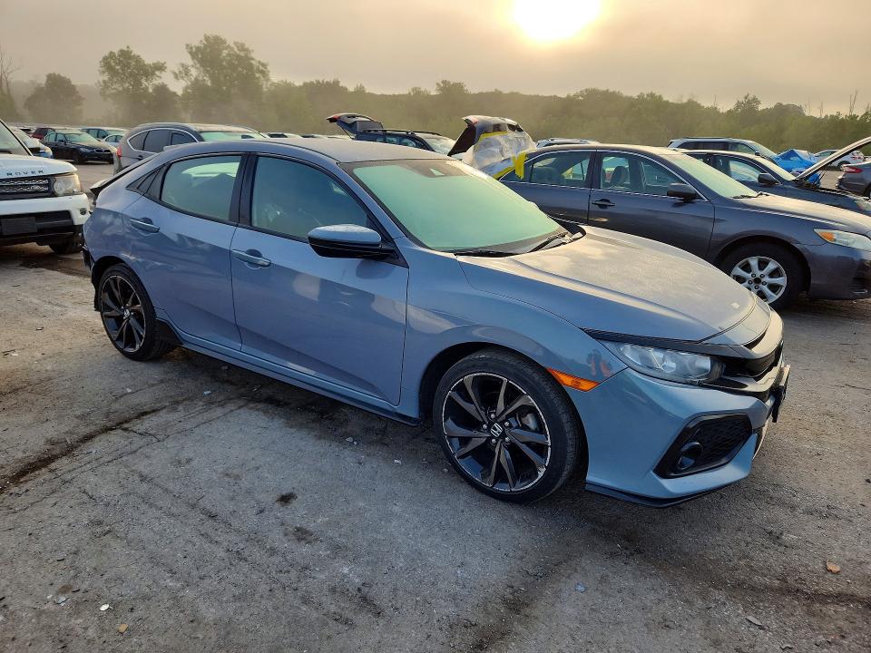 61941896 :رقم المزاد ، SHHFK7G47KU223273 vin ، 2019 Honda Civic مزاد بيع