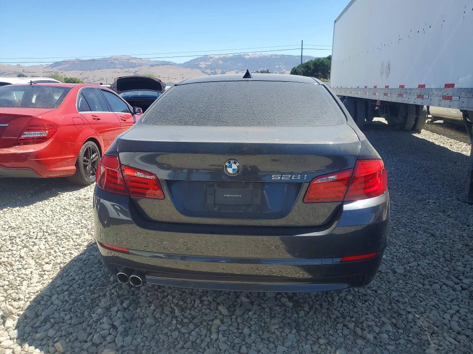 Aukcja sprzedaży 2011 Bmw 528, vin: WBAFR1C58BC745994, numer aukcji: 63189406
