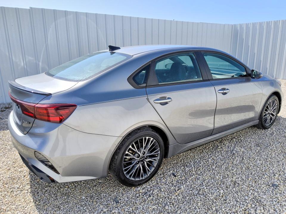 Продажа на аукционе авто 2023 Kia Forte, vin: 3KPF54AD2PE655914, номер лота: 60974696