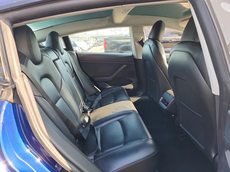 Продажа на аукционе авто 2022 Tesla Model 3, vin: 5YJ3E1EB8NF261271, номер лота: 63012766