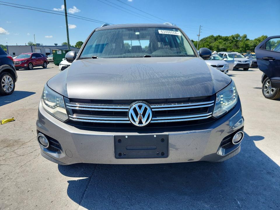 63400556 :رقم المزاد ، WVGAV7AX4GW522790 vin ، 2016 Volkswagen Tiguan مزاد بيع