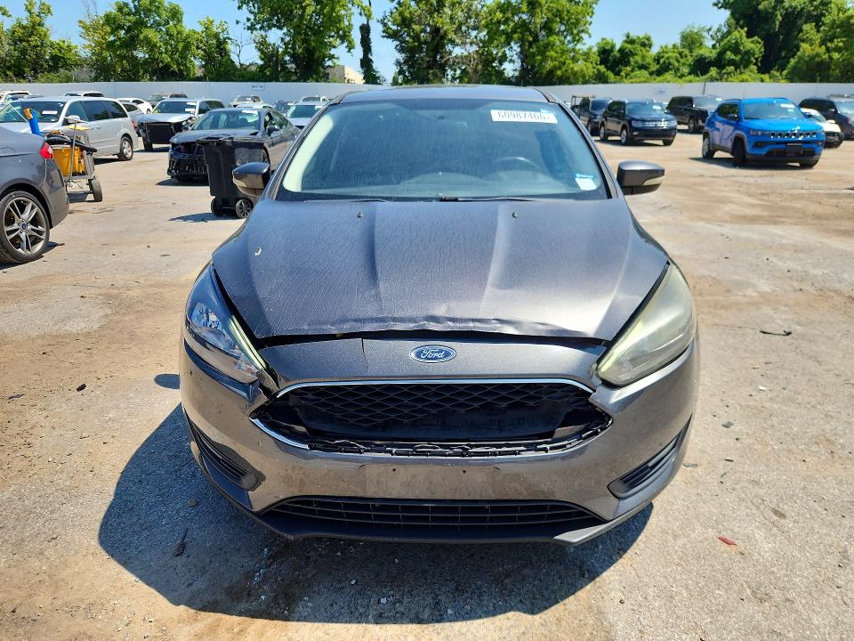 60987466 :رقم المزاد ، 1FADP3F29GL275484 vin ، 2016 Ford Focus مزاد بيع
