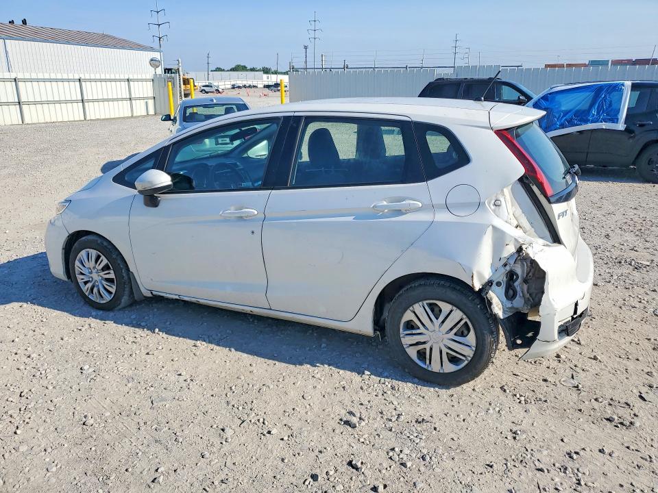 59826336 :رقم المزاد ، 3HGGK5H45LM714870 vin ، 2020 Honda Fit مزاد بيع