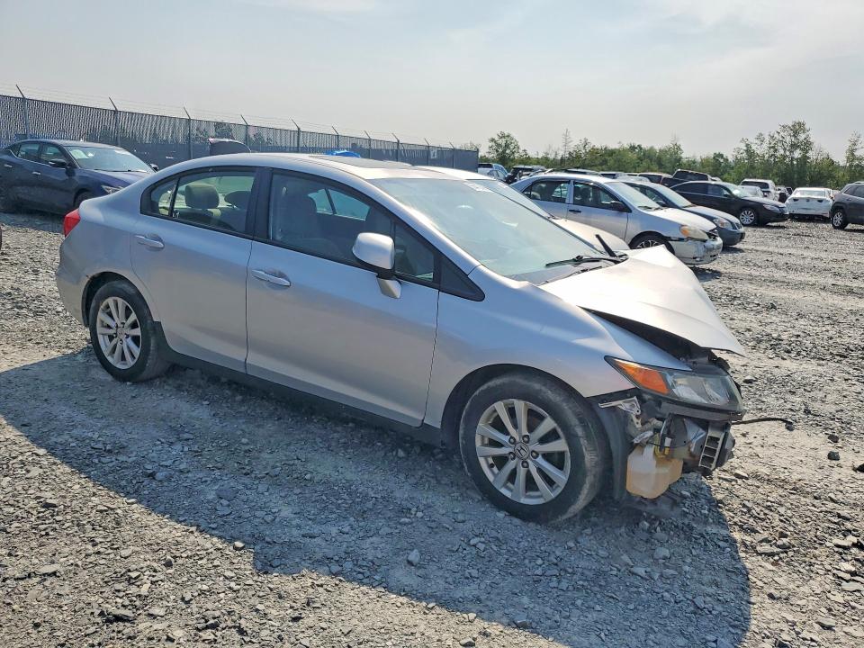 Продаж на аукціоні авто 2012 Honda Civic, vin: 2HGFB2F50CH113158, номер лоту: 56472406