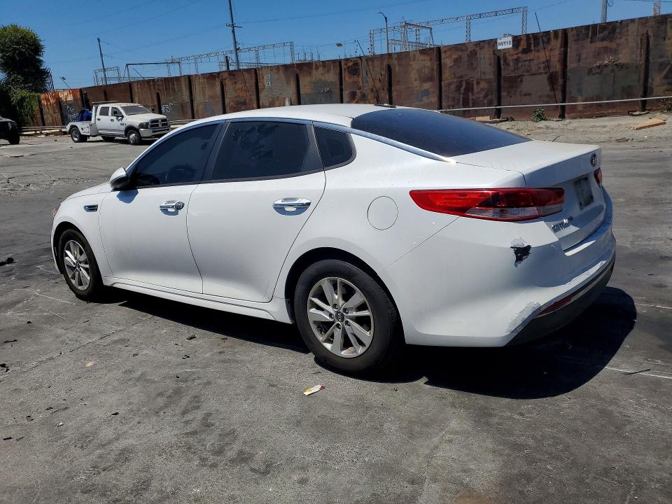 2016 Kia Optima მანქანა იყიდება აუქციონზე, vin: 5XXGT4L39GG120973, აუქციონის ნომერი: 61053966