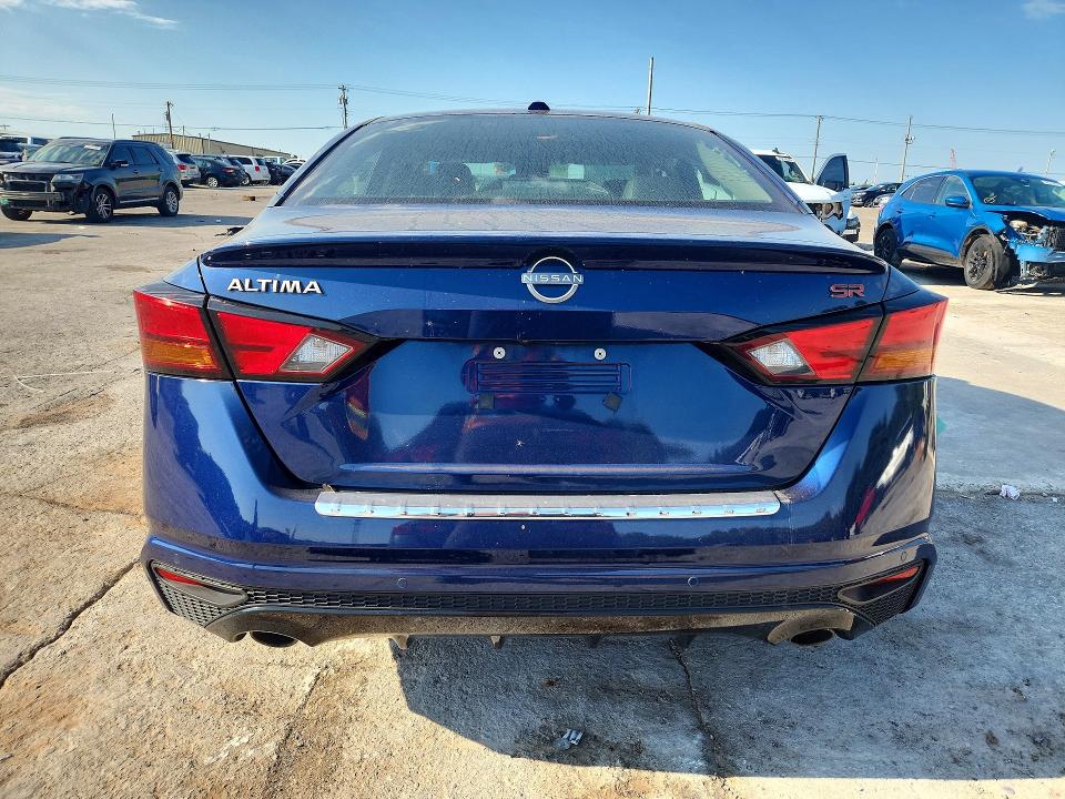 59162616 :رقم المزاد ، 1N4BL4CV5PN305334 vin ، 2023 Nissan Altima مزاد بيع