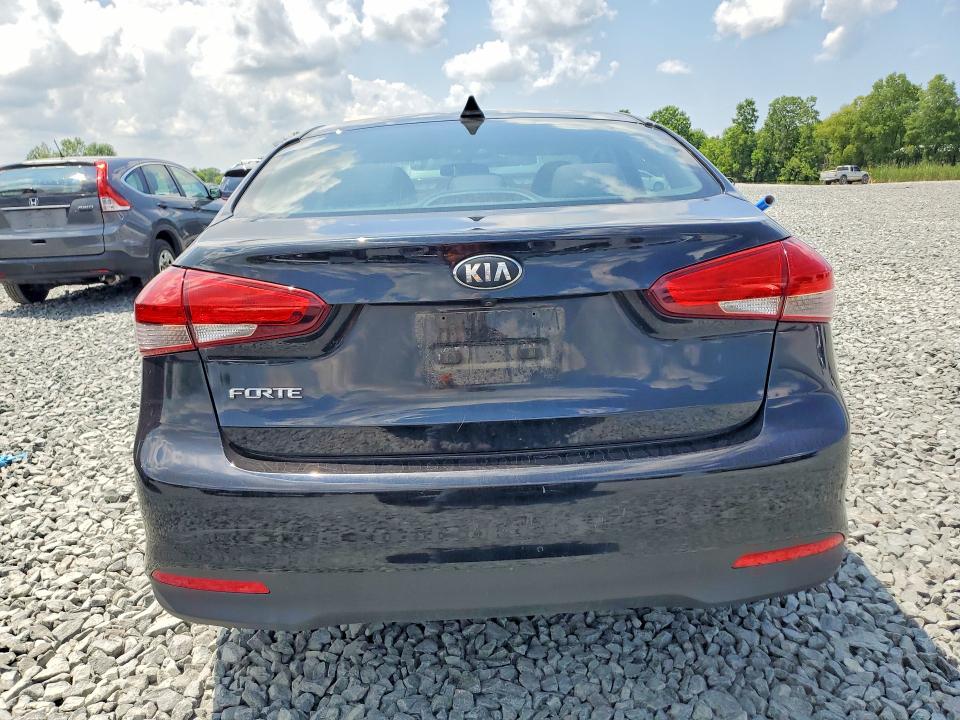 2018 Kia Forte მანქანა იყიდება აუქციონზე, vin: 3KPFL4A74JE194822, აუქციონის ნომერი: 60230726
