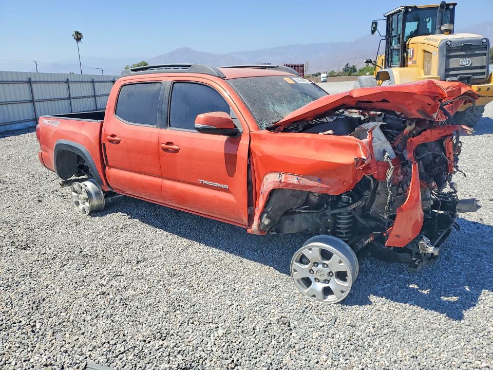 58456096 :رقم المزاد ، 3TMCZ5AN2JM181630 vin ، 2018 Toyota Tacoma مزاد بيع