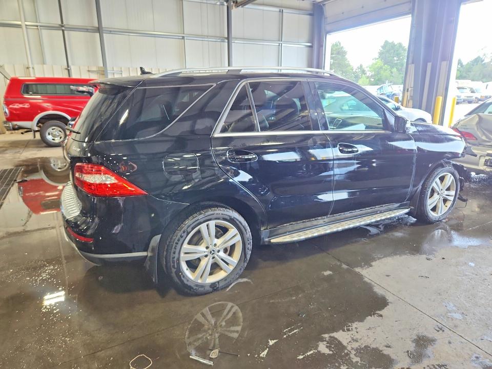 61513696 :رقم المزاد ، 4JGDA5HB6EA330739 vin ، 2014 Mercedes-benz Ml مزاد بيع