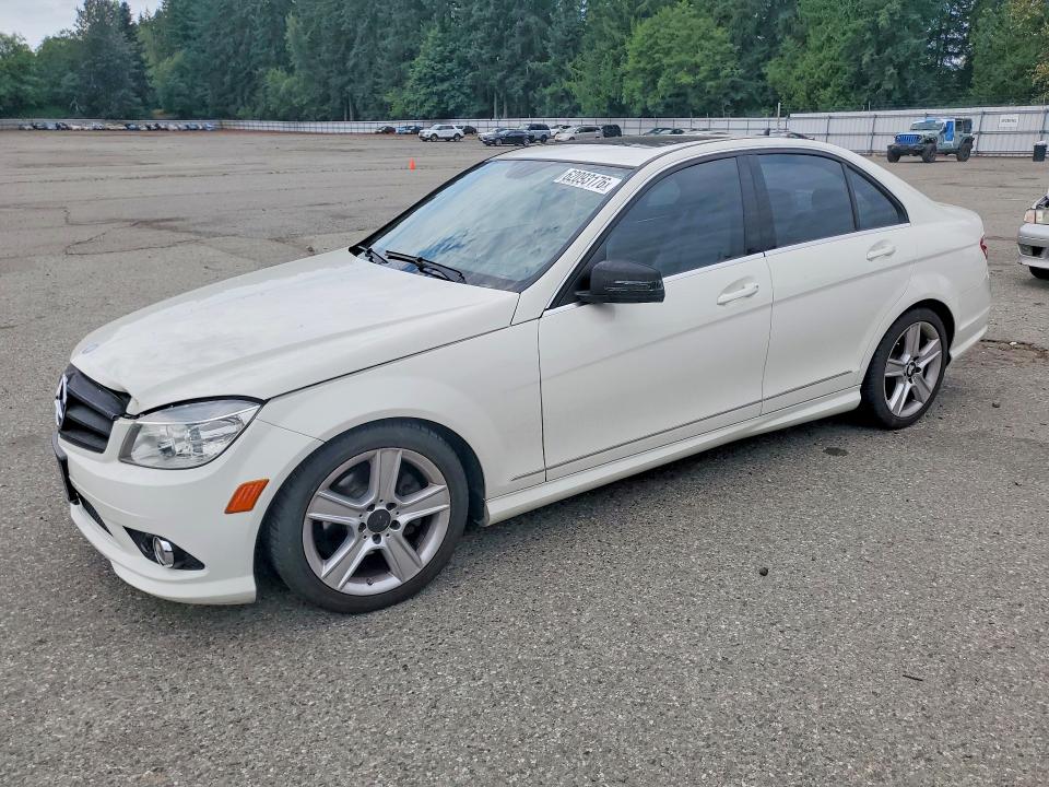 2010 Mercedes-benz C მანქანა იყიდება აუქციონზე, vin: WDDGF8BB8AF420491, აუქციონის ნომერი: 62093176