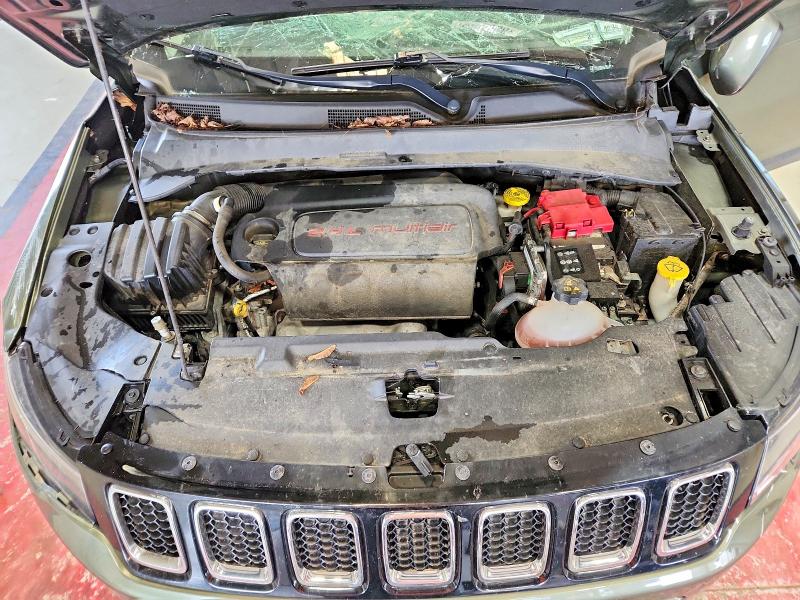 59983886 :رقم المزاد ، 3C4NJDBB1KT670333 vin ، 2019 Jeep Compass مزاد بيع