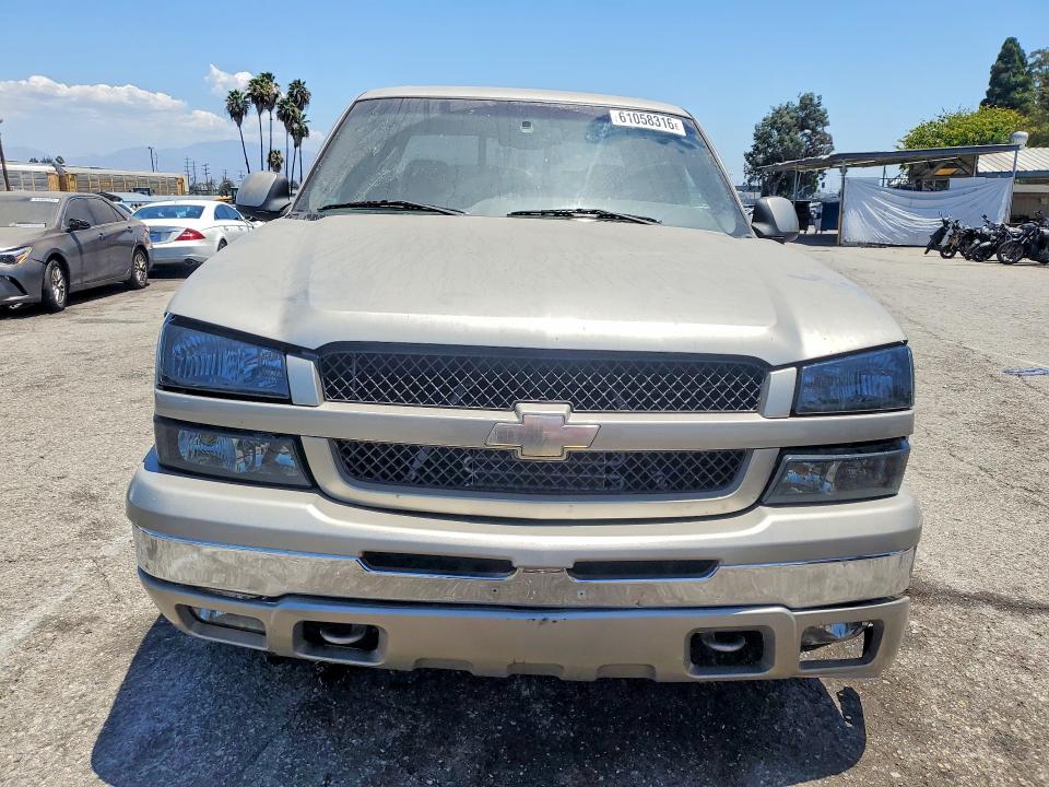 61058316 :رقم المزاد ، 2GCEC13T551148052 vin ، 2005 Chevrolet Silverado مزاد بيع