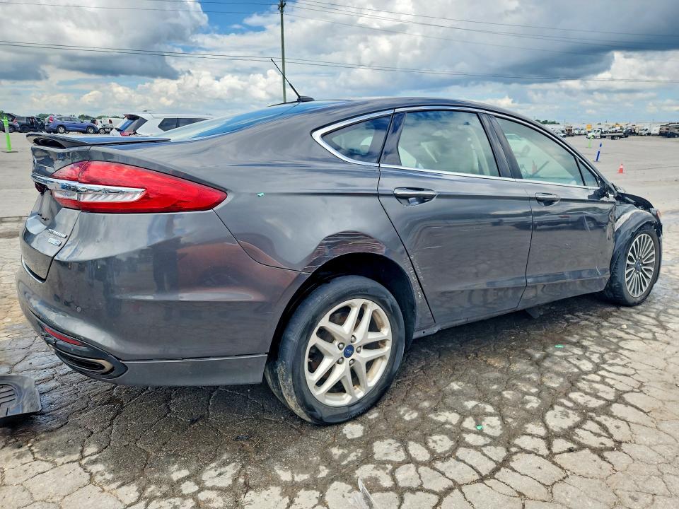 60620696 :رقم المزاد ، 3FA6P0D97JR155201 vin ، 2018 Ford Fusion مزاد بيع