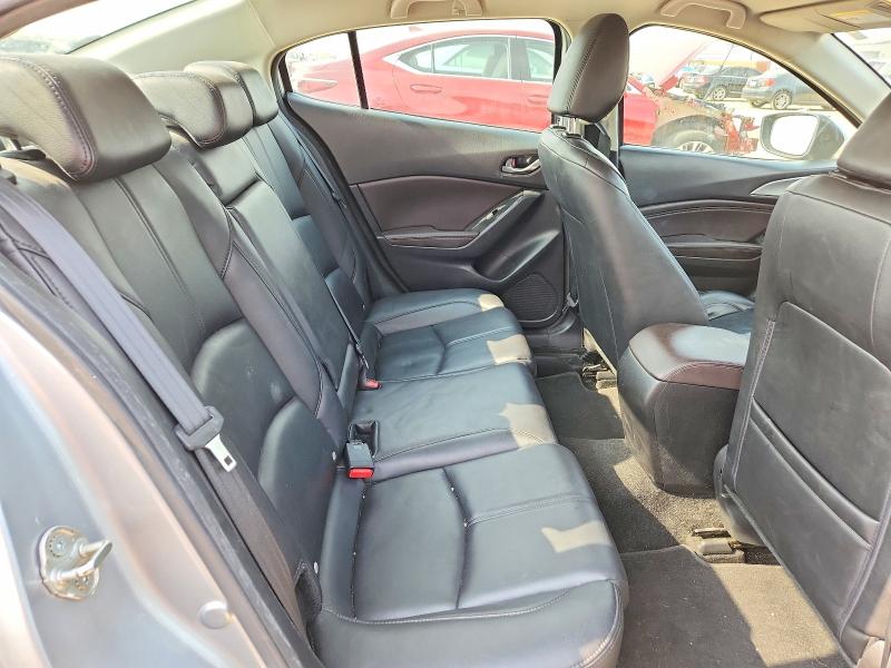 Aukcja sprzedaży 2018 Mazda 3, vin: 3MZBN1V36JM209810, numer aukcji: 62397306