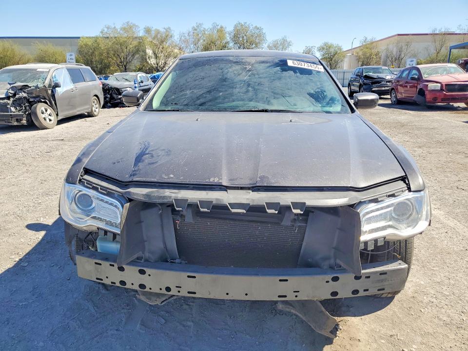 63073456 :رقم المزاد ، 2C3CCAAG4GH211900 vin ، 2016 Chrysler 300 مزاد بيع