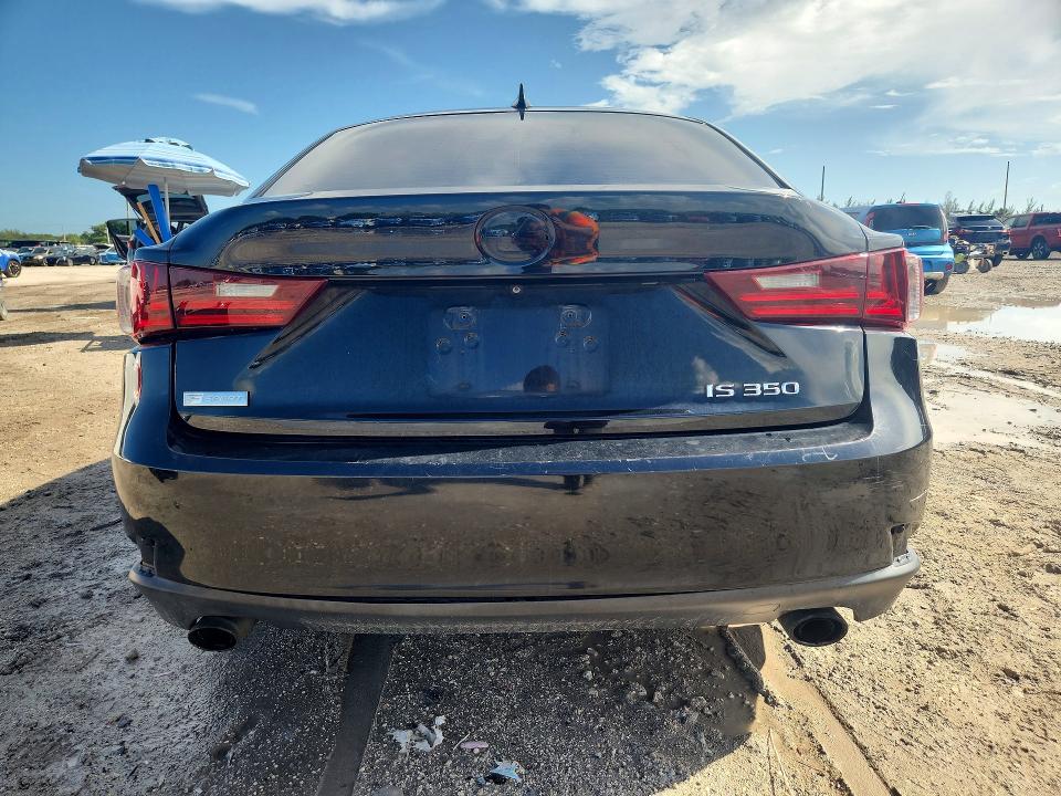 59848126 :رقم المزاد ، JTHBE1D28E5013082 vin ، 2014 Lexus Is مزاد بيع