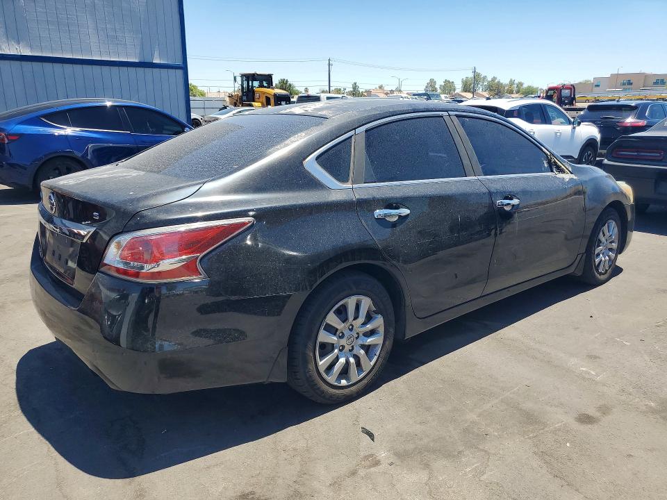 2015 Nissan Altima მანქანა იყიდება აუქციონზე, vin: 1N4AL3APXFC198723, აუქციონის ნომერი: 60137596