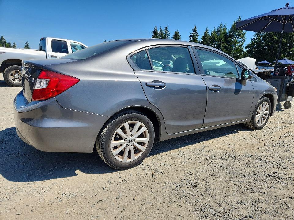 Продажа на аукционе авто 2012 Honda Civic, vin: 2HGFB2F82CH525947, номер лота: 59727996
