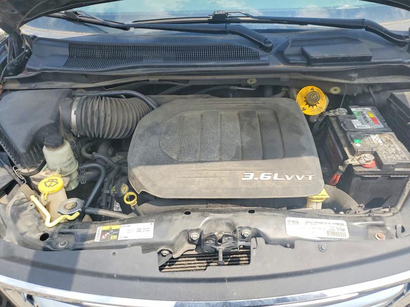 2015 Chrysler Town & Country მანქანა იყიდება აუქციონზე, vin: 2C4RC1BG0FR726308, აუქციონის ნომერი: 60182836