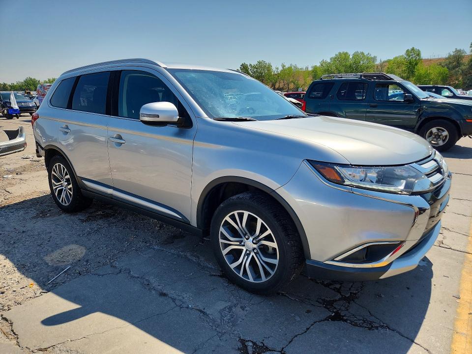 Aukcja sprzedaży 2018 Mitsubishi Outlander, vin: JA4AZ3A30JZ010104, numer aukcji: 63247656