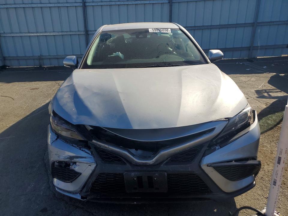 Продажа на аукционе авто 2022 Toyota Camry, vin: 4T1G11AK6NU050480, номер лота: 59895896