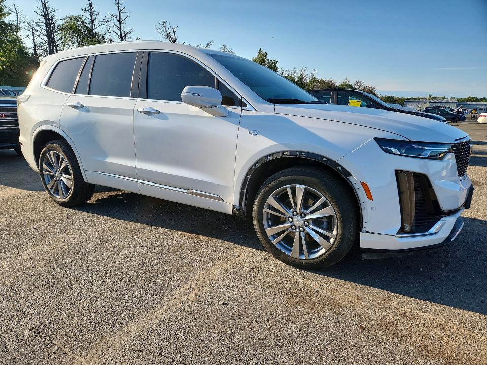 61497616 :رقم المزاد ، 1GYKPDRS6PZ157306 vin ، 2023 Cadillac Xt6 مزاد بيع