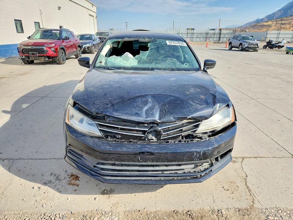 2017 Volkswagen Jetta მანქანა იყიდება აუქციონზე, vin: 3VW167AJ2HM342669, აუქციონის ნომერი: 62357856