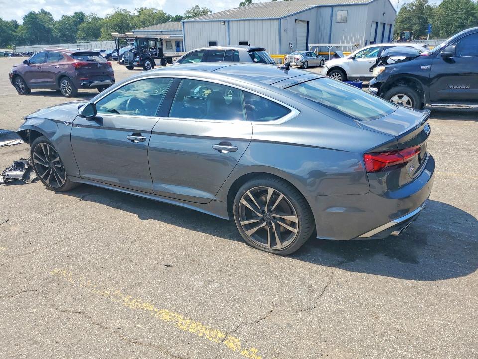 59191446 :رقم المزاد ، WAUA4CF56NA033225 vin ، 2022 Audi S5 مزاد بيع