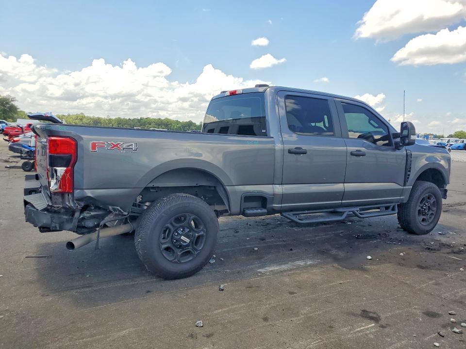 Продажа на аукционе авто 2023 Ford F350, vin: 1FT8W3BA0PED40447, номер лота: 61783666