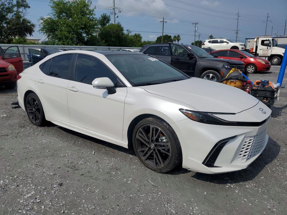 63148666 :رقم المزاد ، 4T1DAACK0SU528923 vin ، 2025 Toyota Camry مزاد بيع
