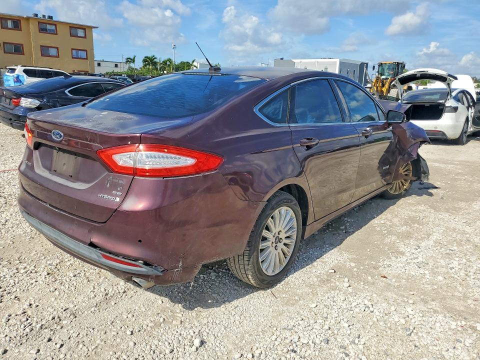 2013 Ford Fusion მანქანა იყიდება აუქციონზე, vin: 3FA6P0LU5DR356444, აუქციონის ნომერი: 62979526