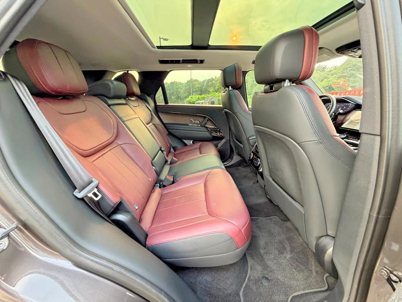 Продаж на аукціоні авто 2023 Land Rover Range Rover Sport, vin: SAL1L9FUXPA154724, номер лоту: 61633036
