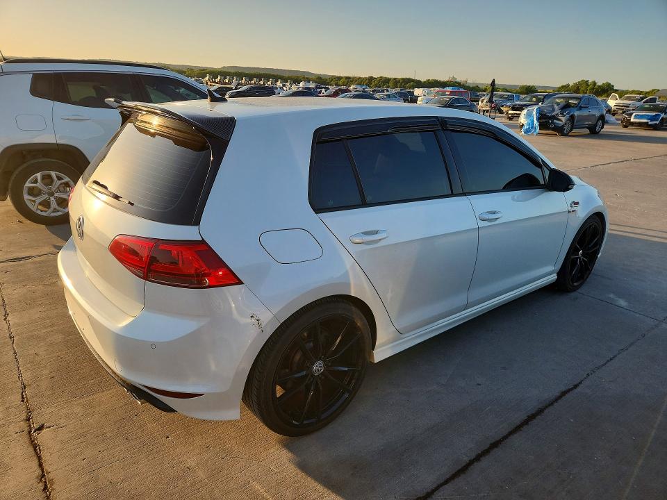 2017 Volkswagen Golf R მანქანა იყიდება აუქციონზე, vin: WVWWF7AU2HW133242, აუქციონის ნომერი: 60643376