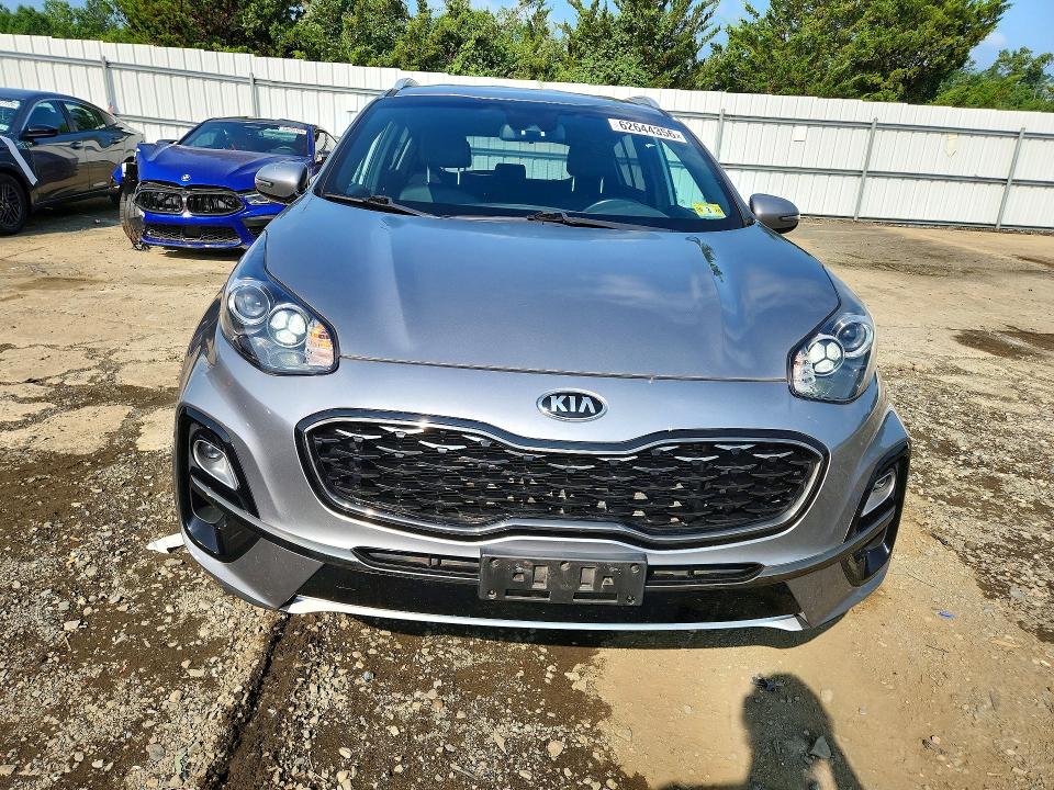 2021 Kia Sportage მანქანა იყიდება აუქციონზე, vin: KNDP6CAC0M7877933, აუქციონის ნომერი: 62644356